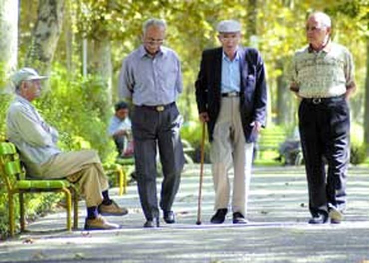 مدیرکل مستمری‌های سازمان تأمین اجتماعی گفت: با اجرای قانون متناسب‌سازی حقوق در برخی اقشار مستمری‌بگیران افزایش حقوق تا ۸۰ درصد رشد یافته است.
