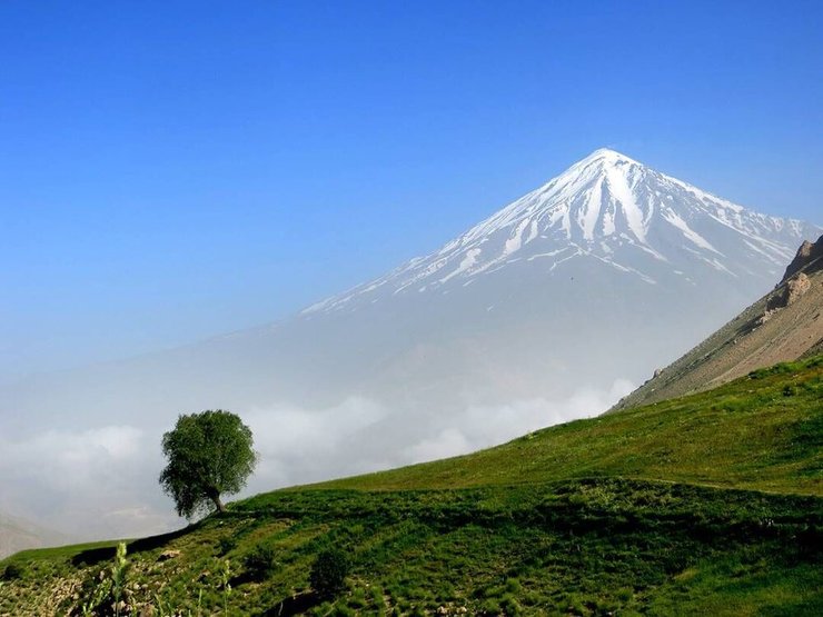 کلانتری گفت: وقف دامنه کوه دماوند مربوط به ۴۰۰ سال پیش است و جمع آن به ۱۰۰ هکتار هم نمی‌رسد. واقعیت جنگل آق مشهد هم ۴۰۰ هکتار از مراتعش وقف شده که مربوط به ۸۰۰ سال پیش است.