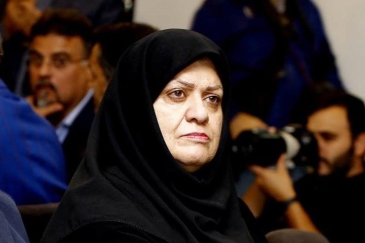 نایب رئیس فدراسیون بسکتبال درباره وعده باشگاه استقلال مبنی بر ورود به سوپرلیگ زنان و مردان گفت: چند ماه پیش، با احمد سعادتمند دیداری  داشتم. با وی پیشنهاد حضور تیم استقلال در لیگ‌های بانوان و آقایان را مطرح کردم.سعادتمند هم از این پیشنهاد استقبال کرد.