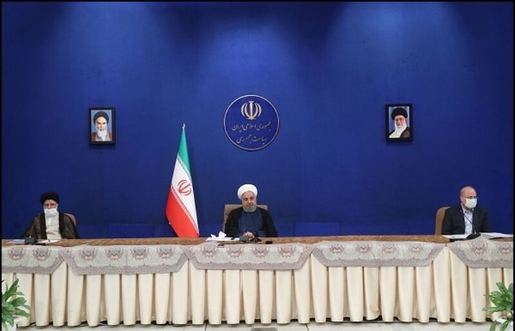 رئیس جمهور گفت: در زمینه جذب و نگهداری سرمایه و تسهیل شرایط سرمایه‌گذاری، پیچیدگی‌های زیادی در نظام اداری کشور داریم که تاکنون تلاش‌های زیادی برای رفع این پیچیدگی‌ها انجام شده است.