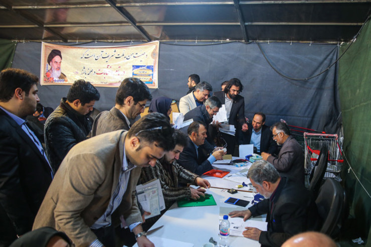 گفتگو‌ی شهرآرا با احمد حکیمی‌پور، فعال سیاسی اصلاح‌طلب، درباره طرح احتمالی مجلس برای نظارت شورای نگهبان بر انتخابات شورا‌های شهر و روستا