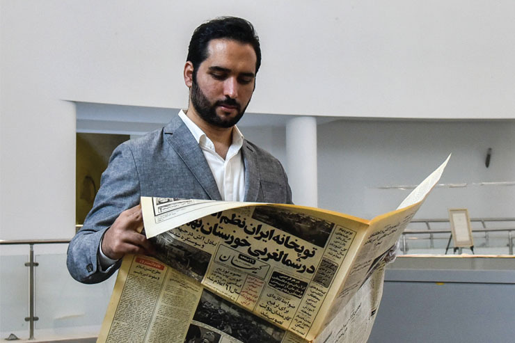 سینا صابری مجموعه دار جوان مشهدی، برای نخستین بار، نمایشگاه روزنامه نگاری را در مشهد برپا کرده است، این نمایشگاه  از ۱۶ تا ۲۷ مرداد به صورت مجازی دایر است و فقط خبرنگاران می‌توانند به شکل حضوری از موزه بازدید کنند.