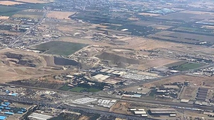 مدیرعامل گروه صنعتی ایران خودرو، گفت: با حمایت وزارت صمت، گمرک و همکاری زنجیره تامین در هفته آینده هم زمان با تعطیلات تابستانی این خودرو ساز، تکمیل و تجاری سازی ۳۵ هزار دستگاه از خودرو‌های دارای کسری دردستور کارقرار دارد.