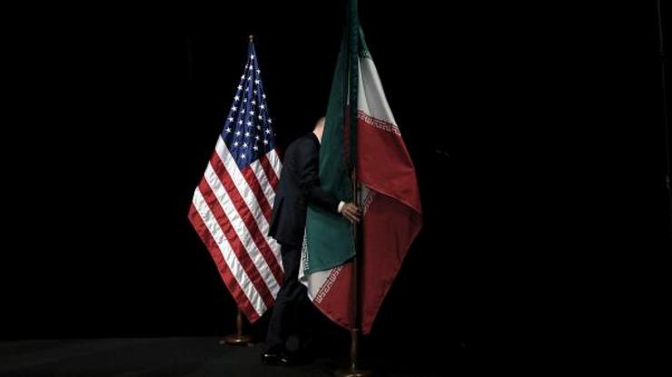 سخنگوی حزب کارگزاران سازندگی ایران پیش بینی کرد نتیجه انتخابات ریاست جمهوری نوامبر آمریکا هر چه باشد، موجب آغاز فصل تازه‌ای از گفتگو‌ها میان تهران و واشنگتن در قالب مذاکرات چندجانبه خواهد شد، زیرا ایران کشور قدرتمند منطقه است. هر چند الزاما تباید تصور کرد که سیاست در کاخ سفید با تغییر آقای ترامپ، ۱۸۰ درجه به نفع ایران تغییر خواهد کرد، نه، این خیلی ساده انگارانه است.