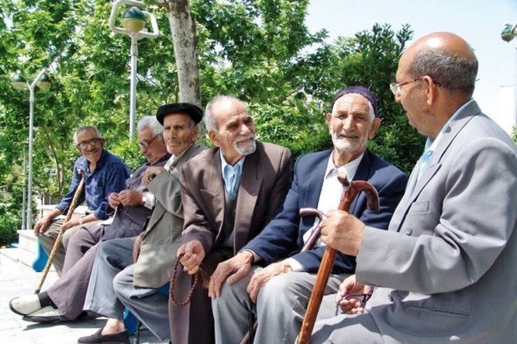 مدیرکل امور فرهنگی و اجتماعی صندوق بازنشستگی کشوری گفت: بیمه تکمیلی جزو دغدغه‌های مهم بازنشستگان کشوری در حوزه امور فرهنگی و اجتماعی است