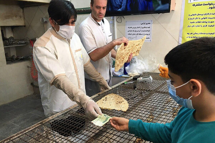 سخنگوی وزارت بهداشت گفت: بیشترین موارد رعایت پروتکل‌های بهداشتی در ادارات و سازمان‌های دولتی و کمترین میزان رعایت، در نانوایی‌ها گزارش شده است.