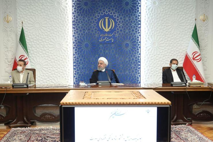 رییس جمهوری گفت: عرضه‌های متنوع، سودآور و مطمئن از دارایی‌های دولتی و عمومی در بورس طبق برنامه‌ریزی‌های انجام گرفته با نظم و استمرار تداوم خواهد یافت و نباید در این موضوع هیچ کندی و تعللی صورت بگیرد.