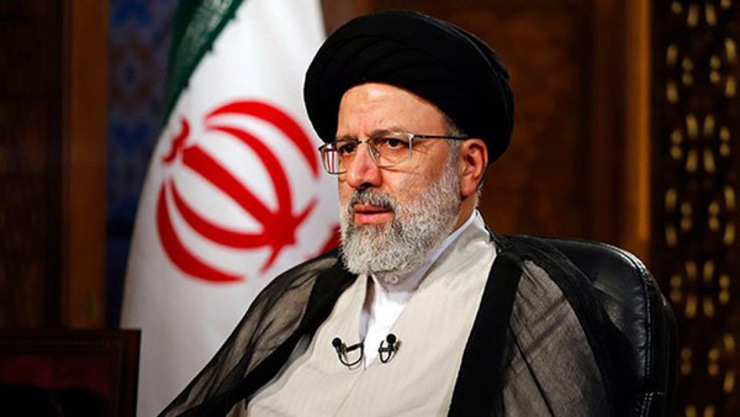 رئیس قوه قضاییه گفت: دستگاه قضایی به هیچ عنوان اجازه نمی‌دهد افرادی با ایجاد لانه‌های فساد در منازل و معابر، به امنیت و آسایش مردم آسیب بزنند و برخورد با چنین افرادی عبرت آموز خواهد بود.