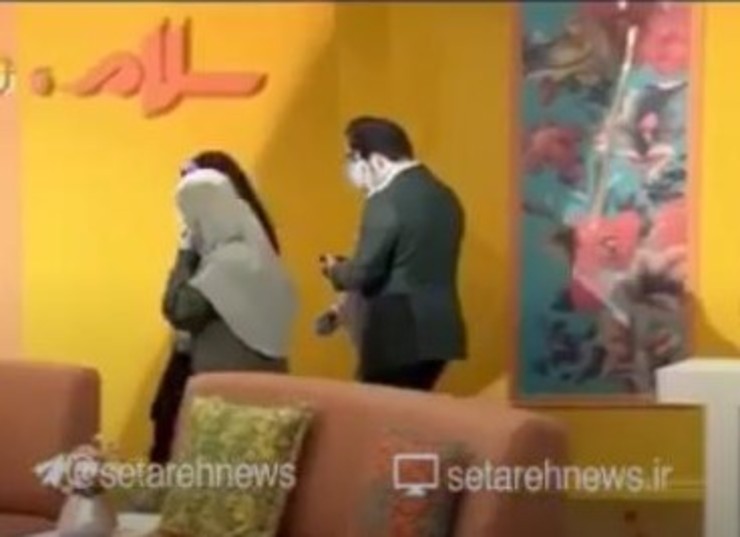 در برنامه سلام صبح بخیر شبکه سه سیما در هنگام بازی اتاق فرار اتفاق عجیبی رخ می‌دهد و باعث ترس مجریان برنامه می‌شود.