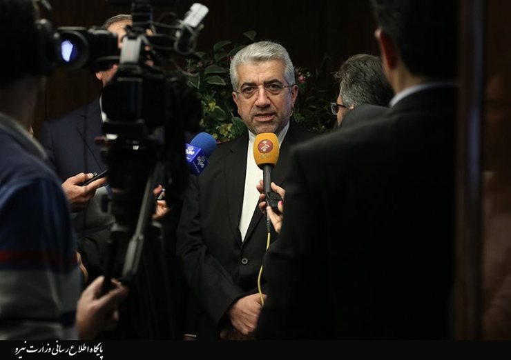 وزیر نیرو گفت: برای مشترکانی که در زمستان هم در مصرف انرژی صرفه‌جویی کنند پاداش خوش مصرفی در نظر گرفته‌ایم و همانند سال گذشته، امسال نیز در تابستان و زمستان پرداخت خواهد شد.