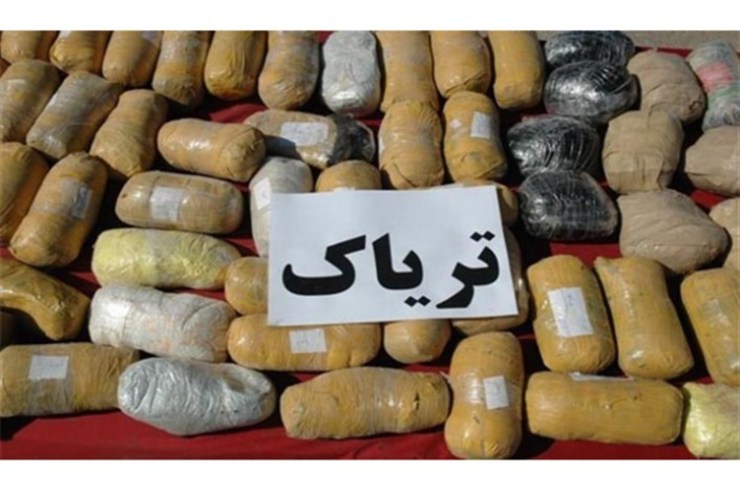 فرمانده مرزبانی خراسان‌رضوی از کشف ۲۲۰ کیلوگرم مواد مخدر از نوع تریاک و شیشه طی دو عملیات در هنگ مرزی تایباد خبرداد