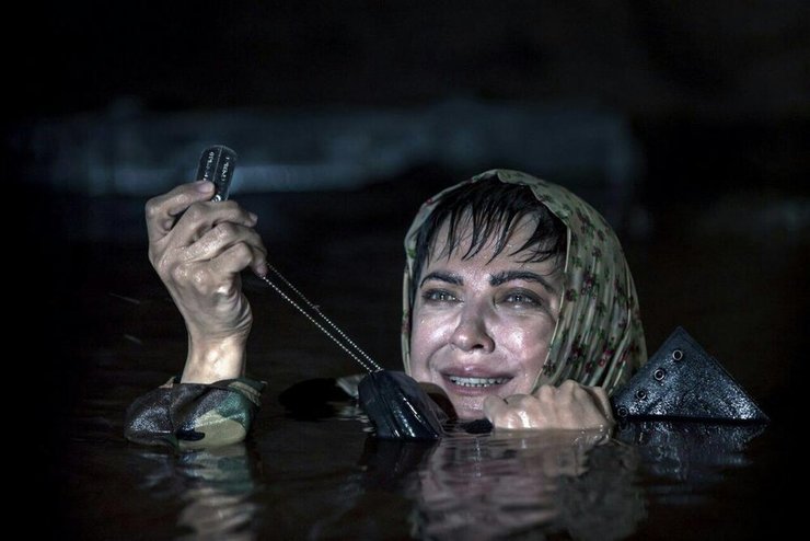 فیلم سینمایی «زنانی که با گرگ‌ها دویده‌اند» نامزد بهترین فیلم بلند داستانی جشنواره بین‌المللی فیلم مسلمانان استرالیا شد. این فیلم قرار است شهریورماه سال جاری در استرالیا روی پرده برود.
