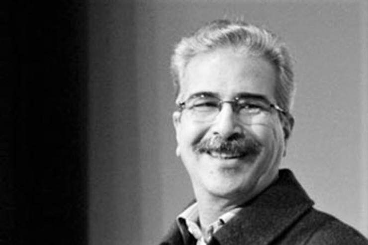 مسعود مهرابی، صاحب امتیاز و مدیر مسئول ماهنامه «فیلم»، مؤلف کتاب‌های سینمایی، منتقد، تاریخ‌نگار سینما و کارتونیست امروز (دوشنبه/ 10 شهریور) در سن ۶۶ سالگی به دلیل سکته قلبی از دنیا رفت.