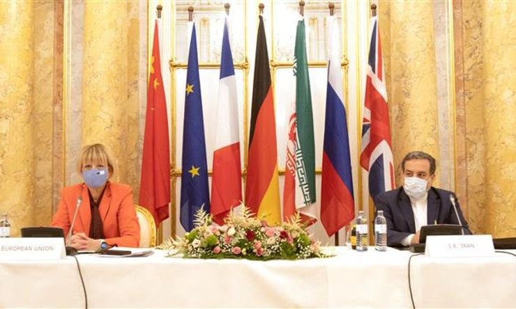 هیئت چین در سازمان ملل با ثمر بخش خواندن جلسه دیروز کمیسیون مشترک برجام، به اتفاق نظر اعضای توافق هسته‌ای درباره مخالفت با آمریکا برای بازگردانی تحریم‌های سازمان ملل علیه ایران اشاره کرد.