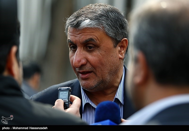وزیر راه و شهرسازی گفت: ما بیش از یک سال است که پیگیری راه اندازی بورس املاک هستیم و این بورس در حال حاضر راه اندازی شده است.