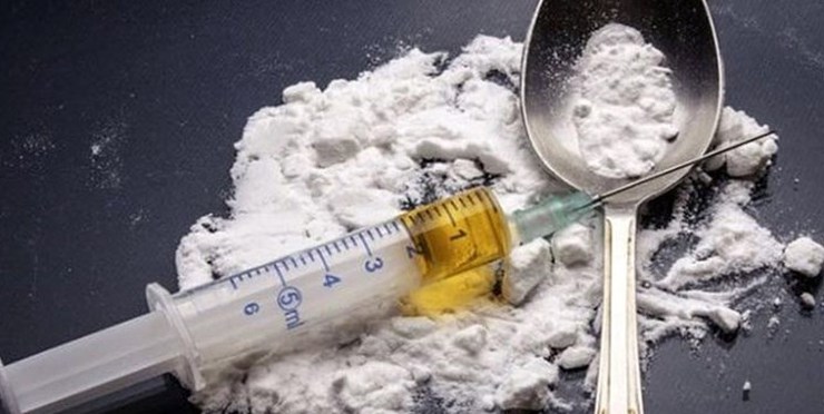یک لابراتوار تولید و توزیع ماده مخدر صنعتی شیشه توسط اداره کل اطلاعات خراسان رضوی در مشهد مقدس منهدم شد.