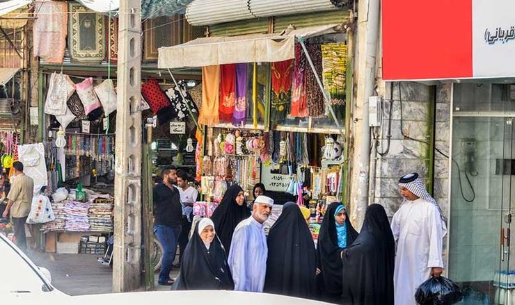 پروژه بهسازی بازارچه سرشور ابتدای مهرماه سال گذشته با اعتباری بالغ بر ۱۰ میلیارد تومان آغاز شد.در طراحی مشاور متخصص از ابتدای خیابان سرشور به صورت کاملا پیاده، در بخش با اولویت حرکت پیاده و آرام سازی حرکت سواره در نظر گرفته شد و به صورت یک محور پیاده مدار طراحی شده است.
