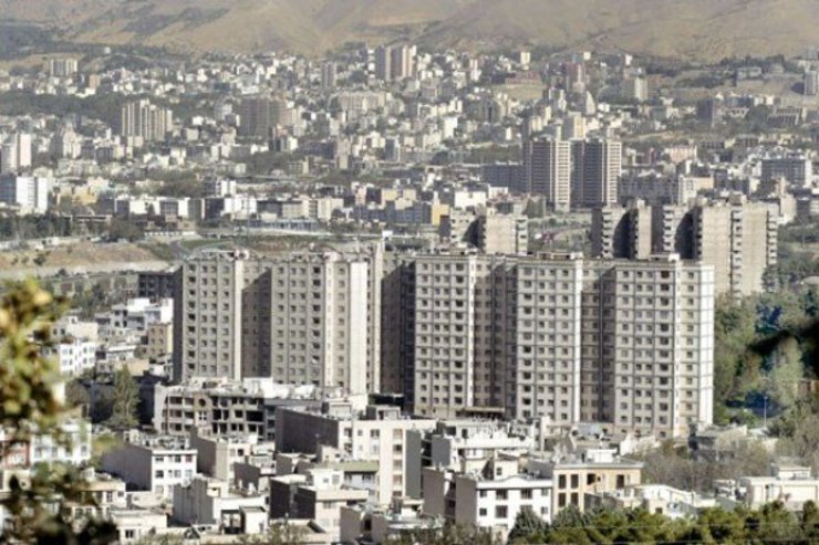 متوسط قیمت هر متر مربع واحد مسکونی معامله شده در شهر تهران طی نیمه اول شهریورماه سال جاری، به حدود ۲۳.۵ میلیون تومان رسیده که در مقایسه با رقم مشابه ماه قبل تنها ۱.۹ درصد رشد داشته است.