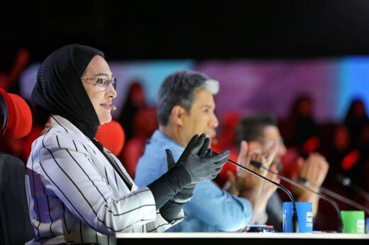 احسان علیخانی، مجری و تهیه کننده برنامه استعدادیابی «عصرجدید»، با انتشار استوری در صفحه اینستاگرام خود، از اعلام نتایج آرای مردمی ۵ برنامه دوم مرحله دوم برنامه «عصر جدید» خبر داد.