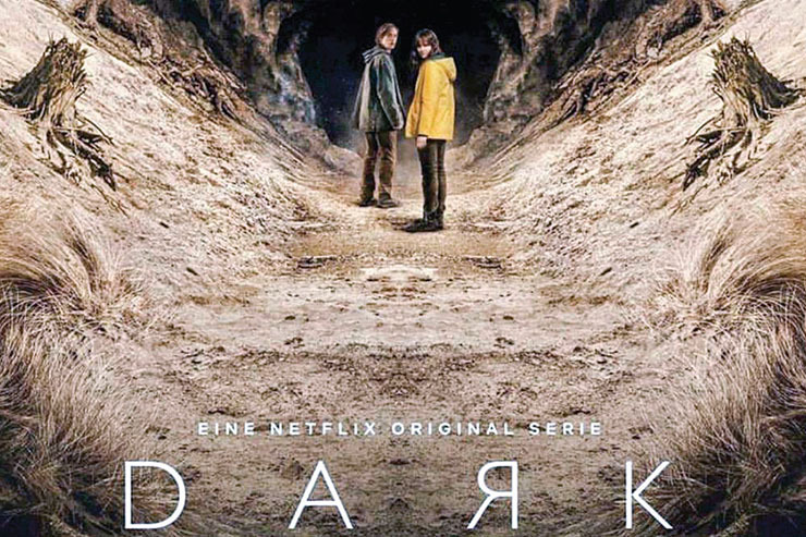 در این مطلب می‌خواهیم نگاهی بیندازیم به نظریه‎های علمی‌ای که سریال «تاریک» Dark بر اساس آن ساخته شده است و پایه‌های منطق آن را کمی راستی‌آزمایی کنیم!