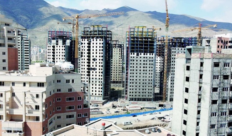 معاون وزیر راه و شهرسازی از ارسال پیامک به ۱/۵میلیون نفر دارای مسکن مازاد خبر داد و گفت: حدود ۲/۵ میلیون خانوار مشمول خانه‌های مازاد هستند.