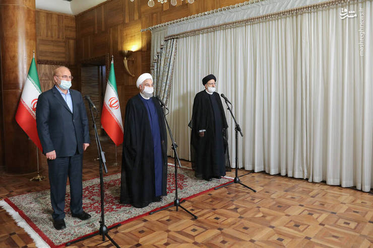 رییس دفتر رییس جمهوری با اشاره به جلسه شب گذشته سران قوا گفت: دولت برای اداره کشور و عبور از مشکلات، بدون تردید به همکاری و یاری قوای دیگر نیازمند است و این دست جلسات، نویدبخش همکاری نزدیک سه قوه برای اعتلا و آبادانی کشور است.