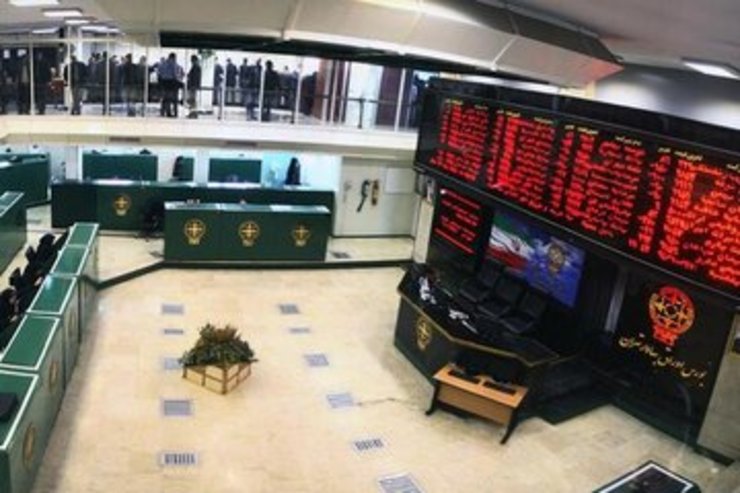 مدیرعامل بورس تهران و مدیر روابط عمومی سازمان بورس از خرید کمتر از ٥٠ میلیون تومان سهام توسط ۱۱ میلیون تازه وارد از ابتدای سال و راه‌اندازی شبکه تلویزیونی بورسی تا دو هفته آینده خبر دادند.