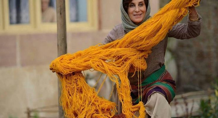 این روزها فیلم «بنفشه آفریقایی» به کارگردانی مونا زندی در حال اکران آنلاین و فاطمه معتمدآریا بازیگر اصلی این فیلم  است. این بانوی هنرپیشه از واکنش مخاطبان این فیلم می‌گوید؛ اینکه پس از مدت‌ها واکنش‌های خوبی درباره یک فیلم دیده است.
