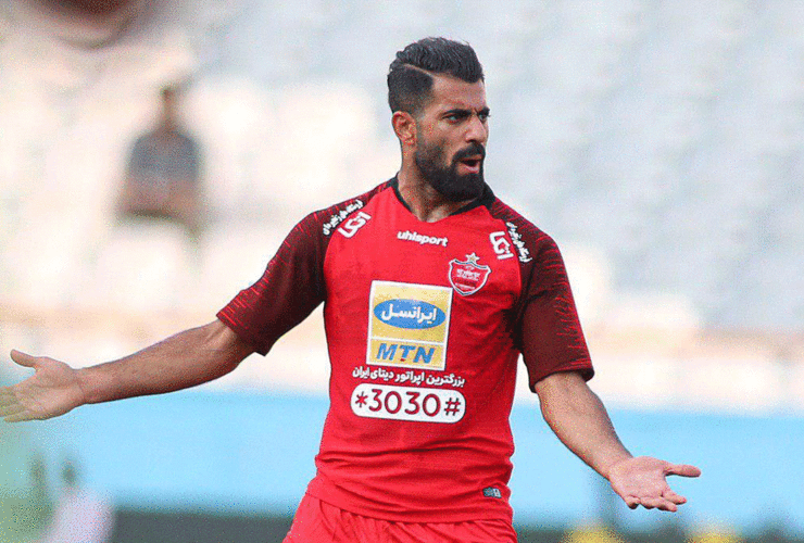 مدافع تیم پرسپولیس از بازی نکردن مقابل التعاون عربستان گله‌مند است.