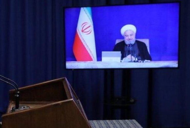 رییس جمهوری با بیان این که همه فاز‌های پارس جنوبی جز یک فاز افتتاح و تمام شده است، گفت: در گاز کاملا خودکفا شدیم و دستاورد‌ها و طرح‌های گاز، یادگار بزرگی است که برای دولت آینده گذاشتیم.