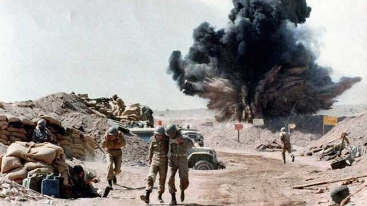 یک رسانه عراقی اعلام کرد که بر اساس اسناد سرویس اطلاعات رژیم بعثی خانواده محمدرضا پهلوی در جنگ هشت سال دفاع مقدس به صدام کمک می‌کردند.