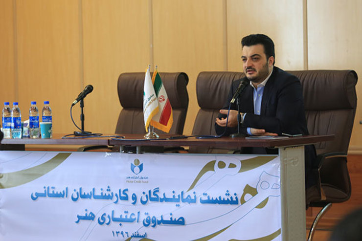 مدیر عامل صندوق اعتباری هنری از تحت پوشش قرار گرفتن بیش از چهار هزار خبرنگار عضو صندوق اعتباری هنر برای بیمه کرونا خبر داد.