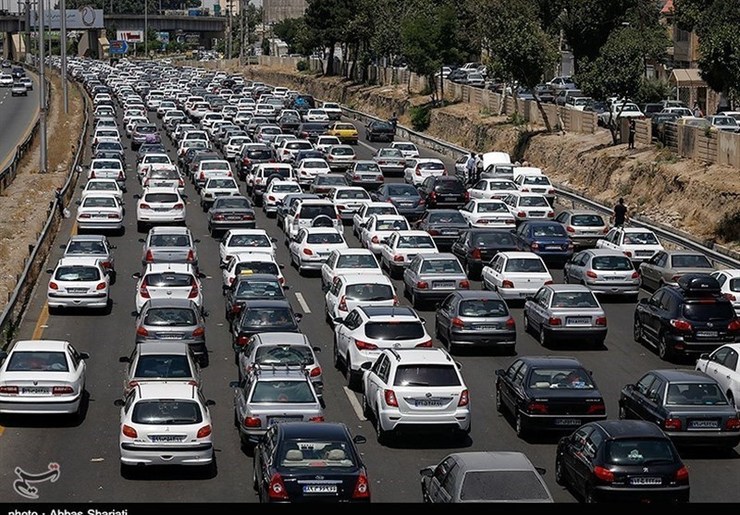 رئیس پلیس راه مازندران گفت: محور کندوان و آزادراه تهران - شمال به منظور تسهیل در آمد و شد خودرو‌ها بعد از ظهر امروز یک طرفه می‌شود.