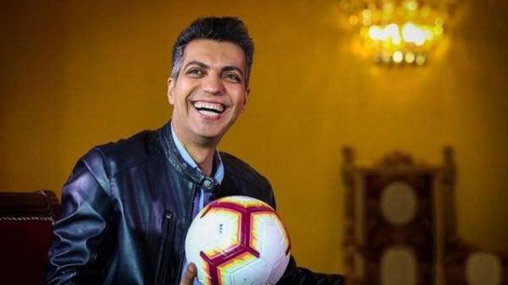 عادل فردوسی پور که با دوستانش به رستورانی در تهران رفته‌بود توسط یک نوازنده سورپرایز شد‌.