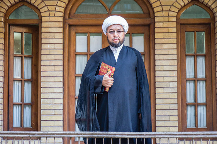 آوازه محمدرضا وحیدی را در مدرسه علمیه امام محمدباقر (ع) شنیدیم. یک استاد حوزه که هم قهرمان مسابقات بین‌المللی است و  هم نویسنده است و مبلغ دین.