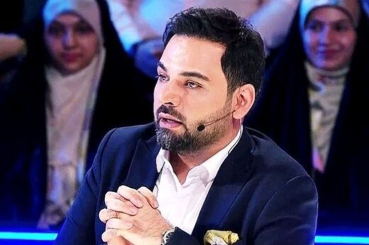 صعود پرسپولیس واکنش‌های مختلفی را از سوی مردم و چهره‌های مشهور در فضای مجازی در پی داشت. احسان علیخانی با انتشار انتشار پستی اینستاگرامی به این پبروزی واکنش نشان داد.