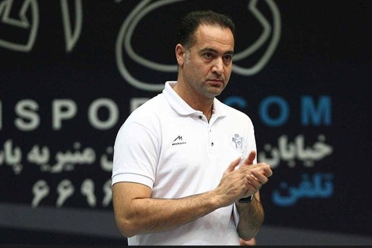 در حالیکه ۵ بازیکن سایپا تب بالای ۳۷ درجه داشته اند، اما به آن‌ها اجازه ورود به سالن و بازی داده شده است.