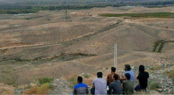 فرماندار شهرستان خداآفرین به تماشاگران مناقشه‌ی ارمنستان و جمهوری آذربایجان از مرز این شهرستان هشدار داد.