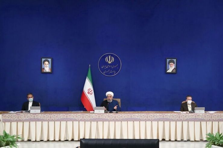 حس روحانی گفت: به مراجع معظم تقلید اطمینان می‌دهم دولت با تمام توان می‌کوشد تا نقشه‌های شوم دشمنان برای به ستوه آوردن دولت و ملت شریف ایران را خنثی و از درد و رنج مردم عزیزمان بکاهد.