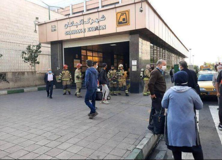 سخنگوی سازمان آتش نشانی و خدمات ایمنی شهرداری تهران از مشاهده دود در حد فاصل مترو اکباتان و ارم سبز خبر داد.
