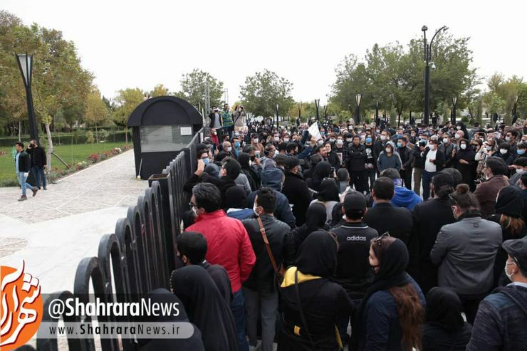 محمدرضا محمدی، معاون اداره‌کل فرهنگ و ارشاد اسلامی خراسان رضوی: فعلا شرایط برای بازگشایی درب مقبره فردوسی و استاد شجریان در وجود ندارد.