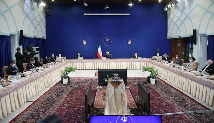 هیات وزیران در جلسه امروز - یکشنبه - خود به ریاست حجت الاسلام والمسلمین حسن روحانی، آیین نامه اجرایی مربوط به رتبه بندی تولیدکنندگان کالاها، عرضه کنندگان خدمات و پیمانکاران طراحی – ساخت را تصویب کرد.