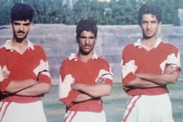 شهید علی ساربانی عضو یک تیم فوتبال بود و به‌عنوان یک فوتبالیست برجسته پای در میدان رقابت می‌گذاشت.