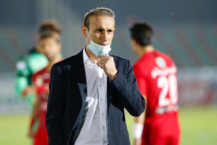 یحیی گل محمدی، سرمربی پرسپولیس از مدیران این باشگاه خواسته قراردادش را به دو برابر افزایش دهد. او خواستار ۱۱ میلیارد تومان شده است.