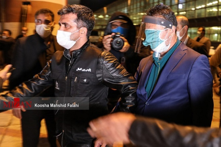  علیرضا حیدرآبادی‌پور از اسپانیا به ایران برگردانده شد. این برای اولین بار است که یک متهم اقتصادی از اروپا به ایران بازگردانده می‌شود.