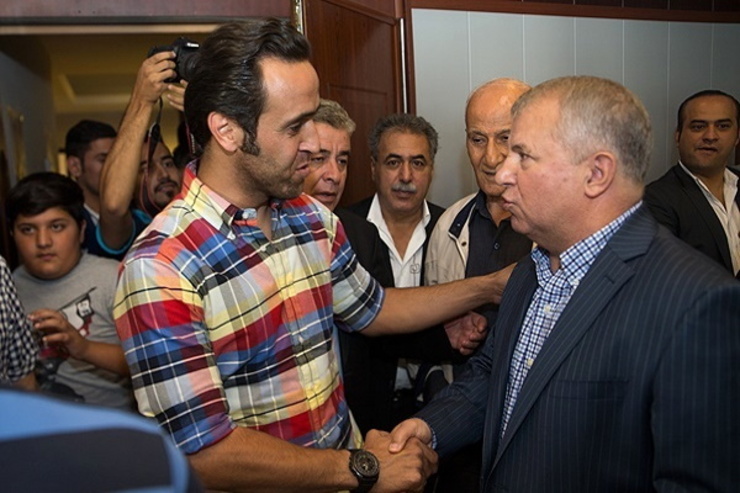 افشین پیروانی از علی پروین خواسته تا بین او و علی کریمی وساطت کند!