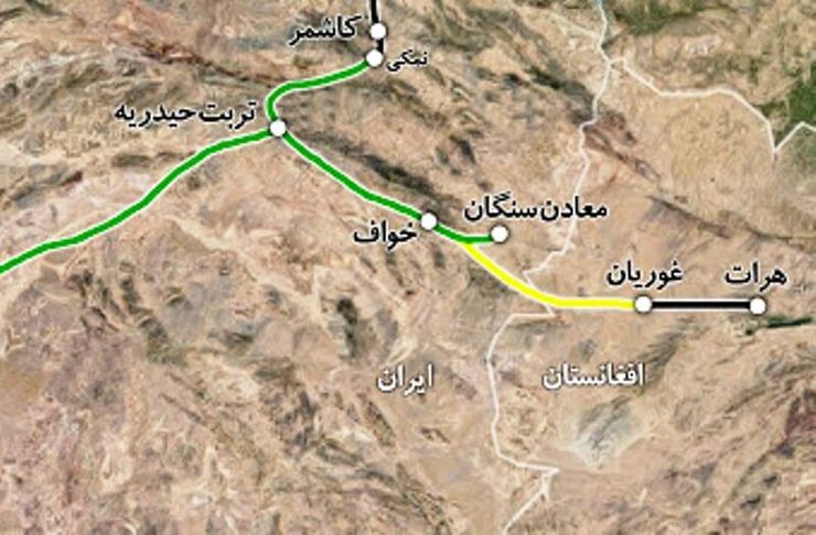 اکبر احمدپور، عضو مجمع نمایندگان خراسان رضوی، با اشاره به وجود معادن بسیار زیاد در خواف، سنگان و همچنین در خاک افغانستان گفت: خط آهن خواف - هرات می‌تواند درباره انتقال مواد خام از افغانستان برای فراوری آن در ایران نقش بسزایی ایفا کند.