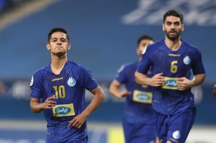 فاصله فنی مهدی قایدی از بازی با الشرطه تا بازی با الاهلی عربستان بسیار زیاد بود و این بازیکن در مصاف آخر استقلال در مرحله گروهی بسیار عالی عمل کرد.