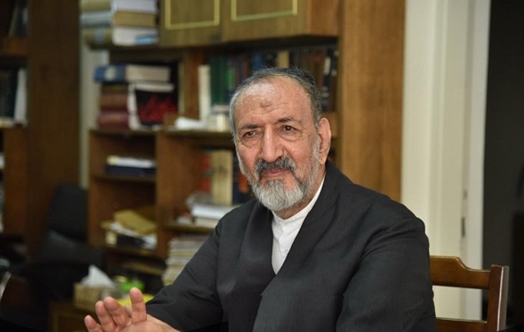 سید محمود دعایی، مدیر مسئول روزنامه اطلاعات، با اشاره به اصالت موسیقی‌نمایش علمدار گفت: کسانی که مسبب این شکوه باعظمت بودند، از عناصر دلسوخته، معتقد و با ایمان هستند که برنامه را از سویدای وجود و اعتقادشان تنظیم کرده بودند و از نظر من مجموعه فاخری بود.