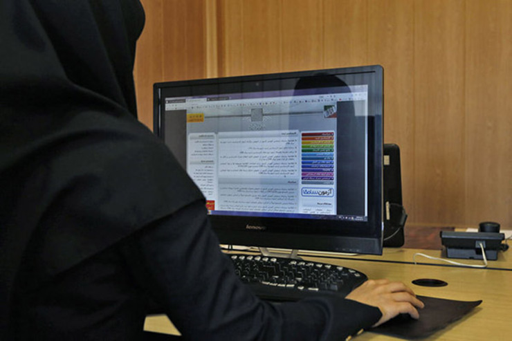 سخنگوی سازمان سنجش آموزش کشور از انتخاب رشته بیش از ۳۹۶ هزار داوطلب پذیرفته شده در مرحله اول آزمون سراسری خبر داد و گفت: مهلت انتخاب رشته مجازین این آزمون امشب، ۷مهر پایان می‌پذیرد.